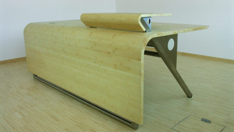 ArchitekturStudio Gilhofer, Schreibtisch