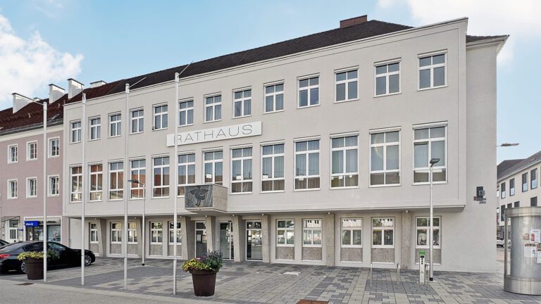 ArchitekturStudio Gilhofer, Rathaus Attnang-Puchheim