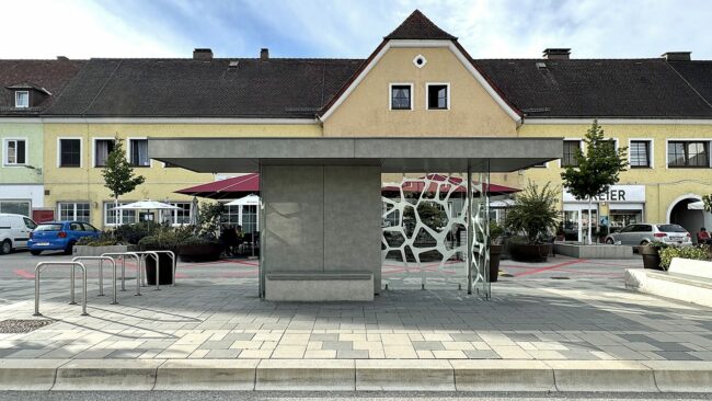 ArchitekturStudio Gilhofer, Forum Kernzone Bushaltestelle Attnang-Puchheim