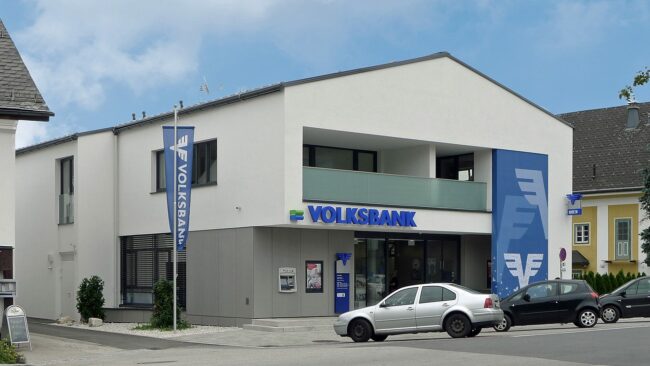ArchitekturStudio Gilhofer, Volksbank St. Georgen im Attergau